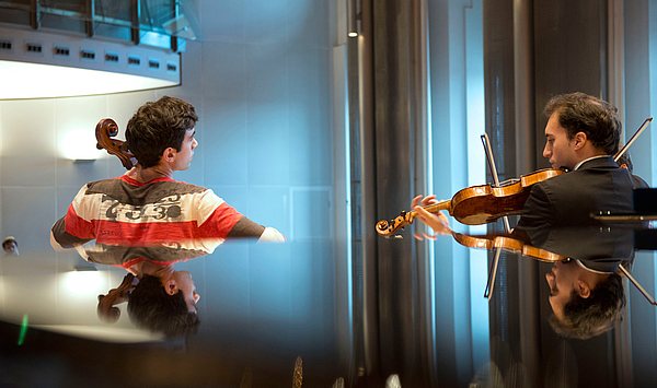 Musikalische Weltreisen: Die Tage der Kammermusik mit insgesamt zwölf Konzerten an vier Konzertorten in Weimar Musikalische Weltreisen: Die Tage der Kammermusik mit insgesamt zwölf Konzerten an vier Konzertorten in Weimar