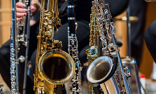 Bigband-Jazz im Doppelpack: Klingende Kooperation von SchumuBigband und HfM Jazz Orchestra im Livestream