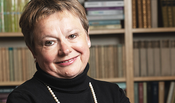 „Erfolgreiche Konstellation“: Prof. Anne-Kathrin Lindig für weitere drei Jahre als Vizepräsidentin wiederbestellt