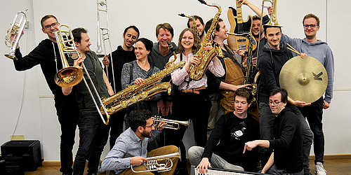 Semesterabschlusskonzert SchuMu-Bigband und Latin Ensemble   