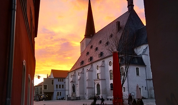 Am Adventssonntag: Konzert von Chor und Orchester des Musikgymnasiums Schloss Belvedere in der Herderkirche