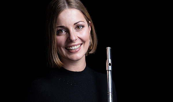 "Real test of fitness": Weimar student Cassandra Slater becomes new principal flutist of the Mecklenburgische Staatskapelle Schwerin