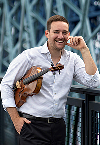 Prof. Florian Richter Prof. Florian Richter