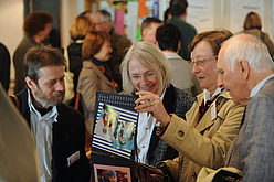 Angeregte Gespräche - es gibt viel zu berichten.