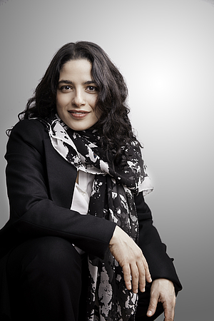 Das Bild zeigt eine Frau.