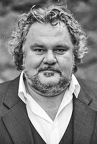 Uwe Schenker-Primus Uwe Schenker-Primus