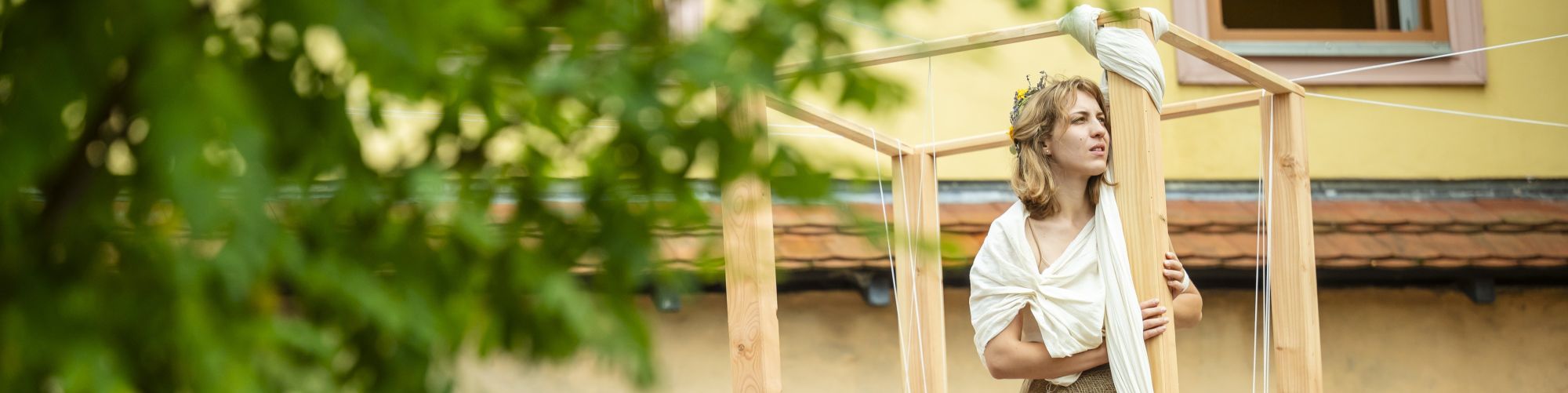 Das Bild zeigt eine Frau.