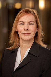 Christine  Keil