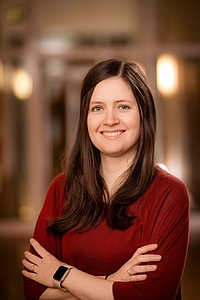 Laura  Brandes