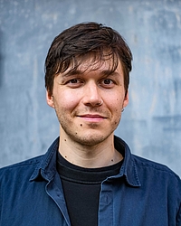 Max  Arsava