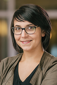 Dr. Susanne Stamm Dr. Susanne Stamm