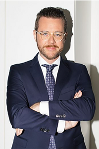 Dr. Thomas Dreiser Dr. Thomas Dreiser
