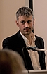 Dr. Matthias Pasdzierny (Berlin) hält das Referat "Emigranten im Schaufenster? Rückkehr aus dem Exil und der Wiederaufbau des ostdeutschen Musiklebens nach 1945"