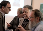 Frank Harders-Wuthenow, Prof. Dr. Peter Gülke und Dr. Eberhard Lüdde während einer Pause