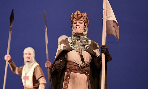 Kreuzzüge in Chemnitz: Drei Fragen an Anna Harvey, Mezzosopranistin im "Thüringer Opernstudio"